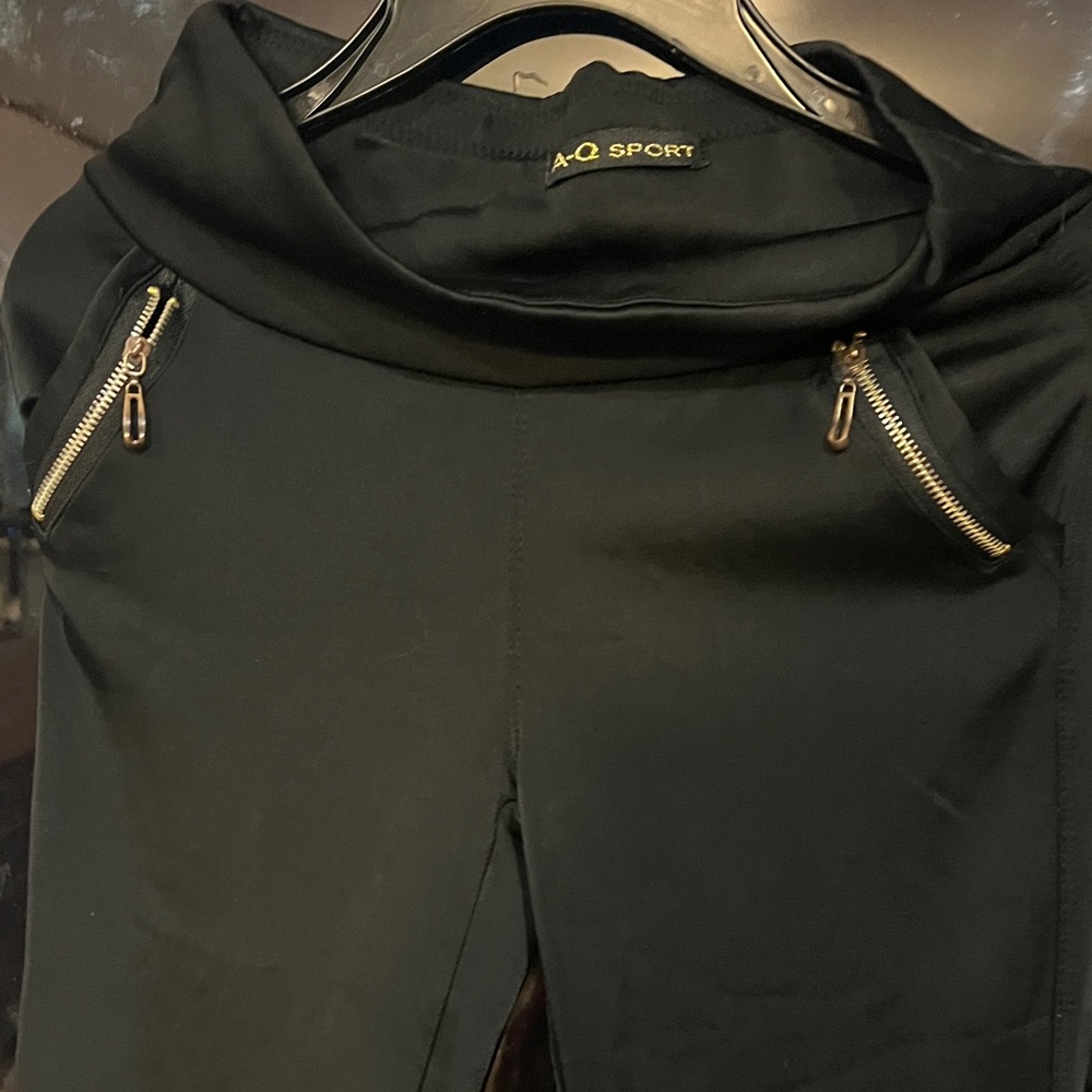 Women's Black Zippered Pants